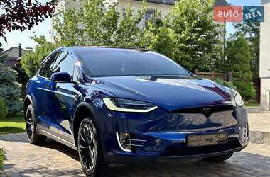 Позашляховик / Кросовер Tesla Model X 2016 в 