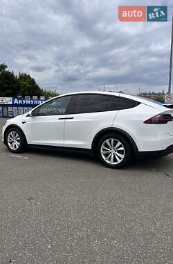 Внедорожник / Кроссовер Tesla Model X 2017 в 