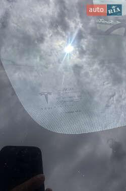 Внедорожник / Кроссовер Tesla Model X 2017 в 