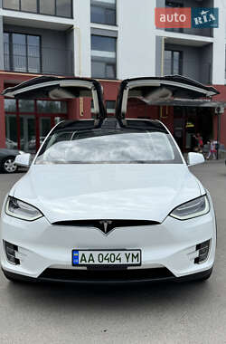 Внедорожник / Кроссовер Tesla Model X 2018 в 