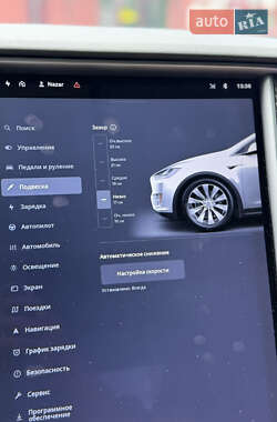 Внедорожник / Кроссовер Tesla Model X 2018 в 