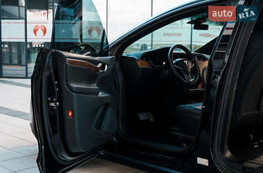 Внедорожник / Кроссовер Tesla Model X 2020 в 