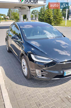 Внедорожник / Кроссовер Tesla Model X 2017 в 