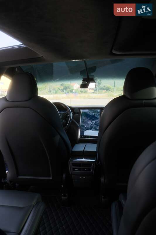 Внедорожник / Кроссовер Tesla Model X 2019 в Львове фото 33 Внедорожник / Кроссовер Tesla Model X 2019 в Львове