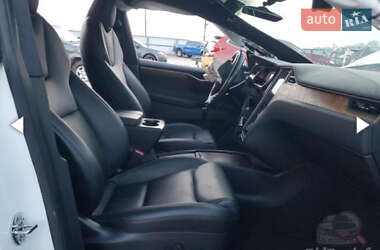 Позашляховик / Кросовер Tesla Model X 2021 в 
