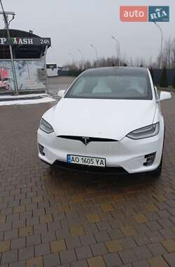 Внедорожник / Кроссовер Tesla Model X 2017 в Иршаве