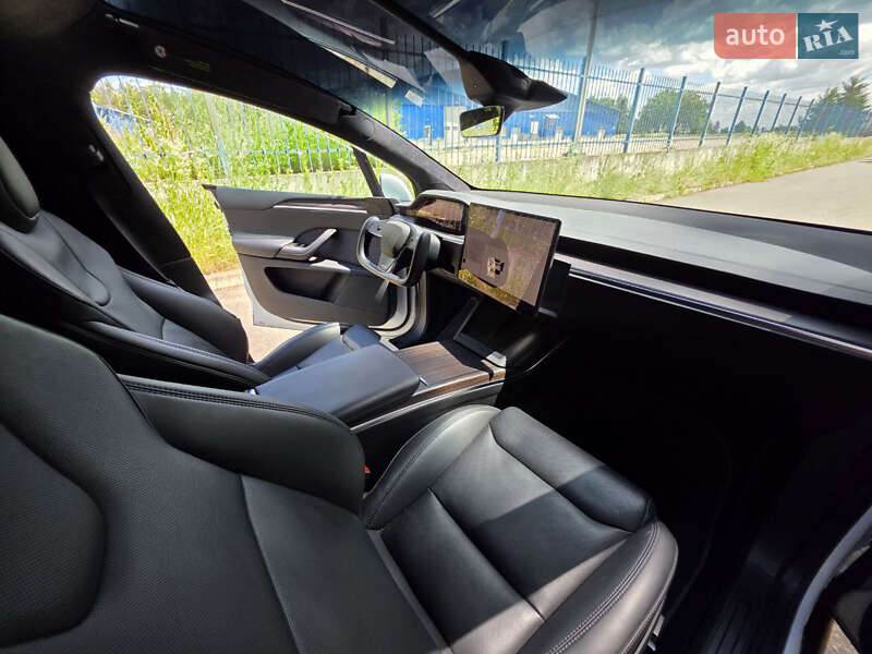 Позашляховик / Кросовер Tesla Model X 2023 в Києві фото 16 Позашляховик / Кросовер Tesla Model X 2023 в Києві