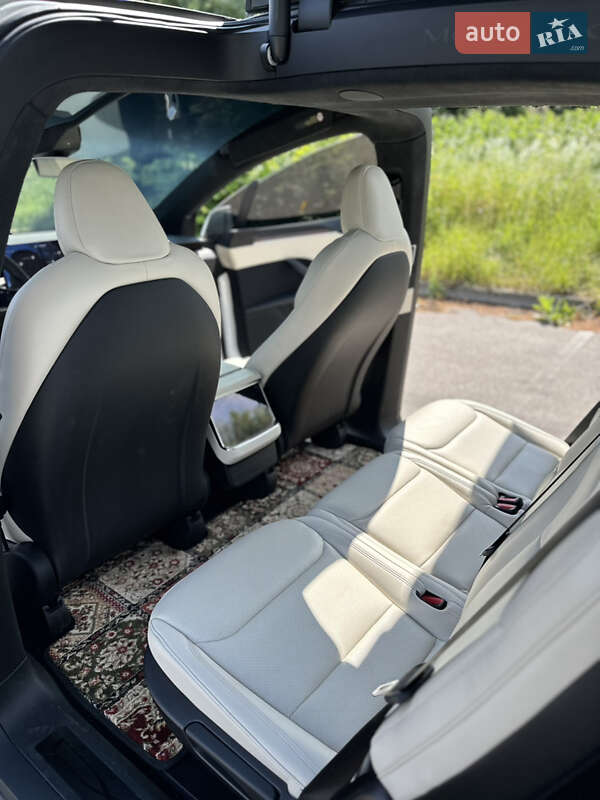 Позашляховик / Кросовер Tesla Model X 2023 в Києві