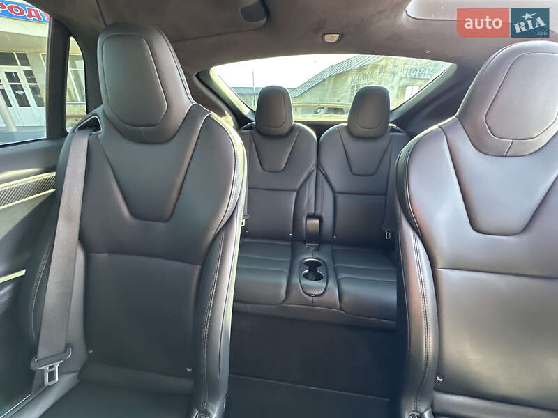 Позашляховик / Кросовер Tesla Model X 2018 в Львові