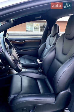 Внедорожник / Кроссовер Tesla Model X 2019 в 