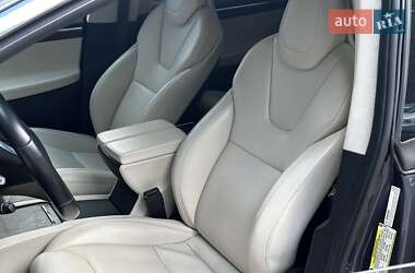 Позашляховик / Кросовер Tesla Model X 2017 в 
