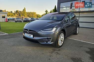 Позашляховик / Кросовер Tesla Model X 2018 в Києві
