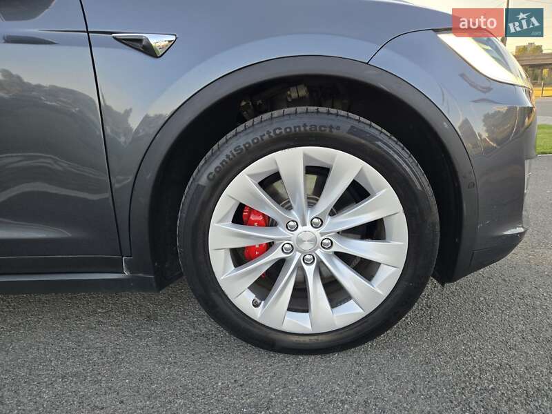 Позашляховик / Кросовер Tesla Model X 2018 в Києві фото 24 Позашляховик / Кросовер Tesla Model X 2018 в Києві