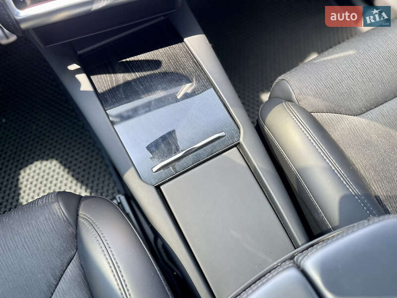 Внедорожник / Кроссовер Tesla Model X 2018 в Харькове фото 45 Внедорожник / Кроссовер Tesla Model X 2018 в Харькове