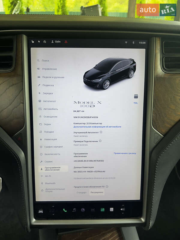 Позашляховик / Кросовер Tesla Model X 2018 в Чернівцях