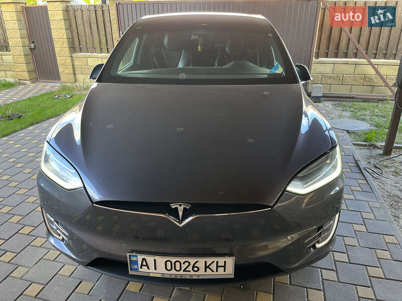 Tesla Model X 2017