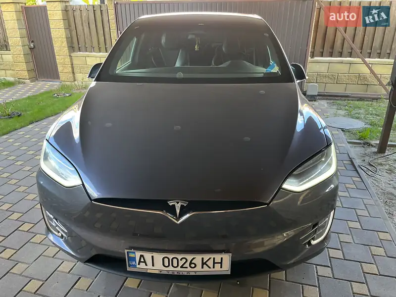 Tesla Model X 2017