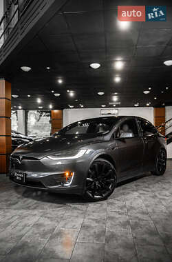 Внедорожник / Кроссовер Tesla Model X 2020 в 