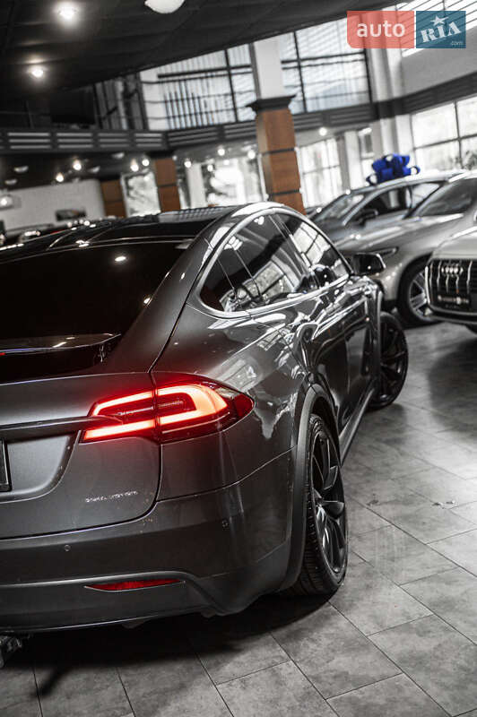 Позашляховик / Кросовер Tesla Model X 2020 в Одесі