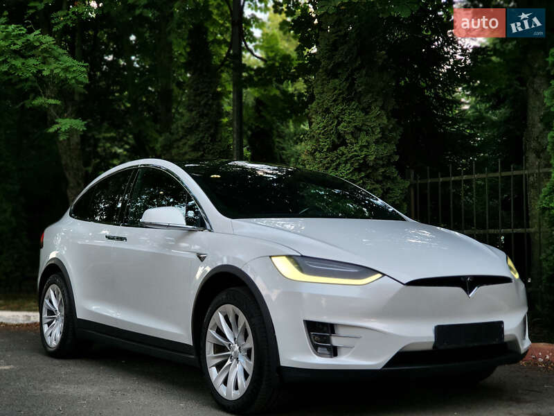 Внедорожник / Кроссовер Tesla Model X 2018 в Киеве фото 12 Внедорожник / Кроссовер Tesla Model X 2018 в Киеве