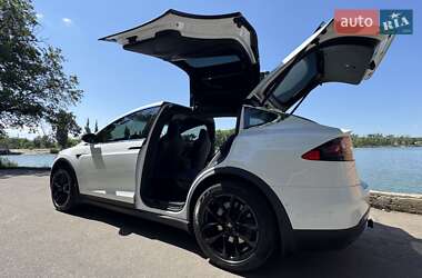 Внедорожник / Кроссовер Tesla Model X 2019 в 