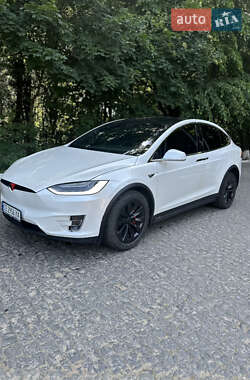 Внедорожник / Кроссовер Tesla Model X 2016 в 
