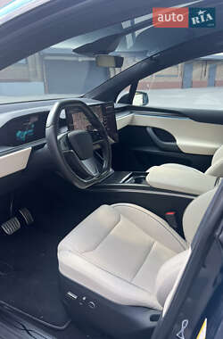 Внедорожник / Кроссовер Tesla Model X 2023 в 