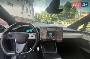 Внедорожник / Кроссовер Tesla Model X 2023 в 