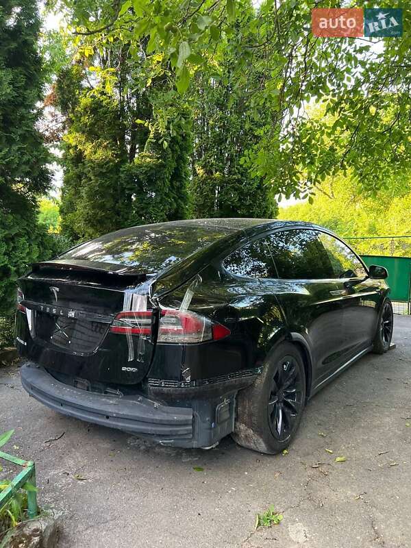 Внедорожник / Кроссовер Tesla Model X 2016 в Умани