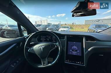 Позашляховик / Кросовер Tesla Model X 2020 в 