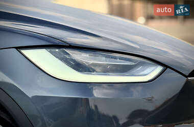Внедорожник / Кроссовер Tesla Model X 2020 в 