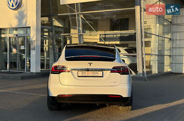 Внедорожник / Кроссовер Tesla Model X 2020 в 