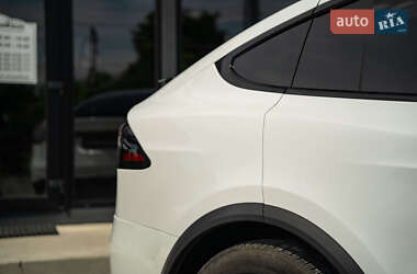 Внедорожник / Кроссовер Tesla Model X 2023 в 