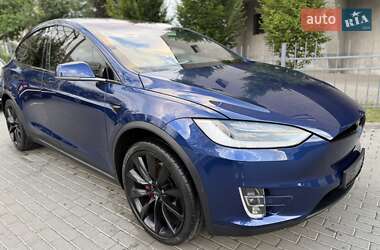 Позашляховик / Кросовер Tesla Model X 2020 в 