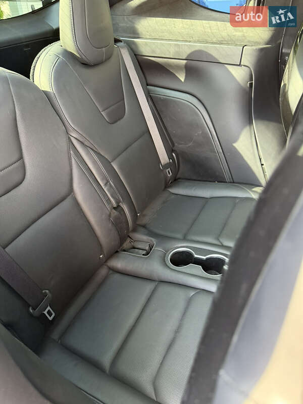 Позашляховик / Кросовер Tesla Model X 2016 в Одесі