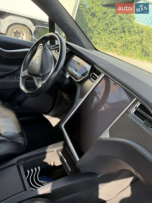 Позашляховик / Кросовер Tesla Model X 2016 в Одесі