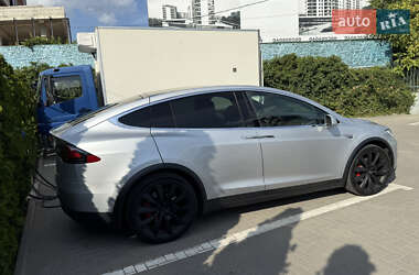 Внедорожник / Кроссовер Tesla Model X 2016 в 