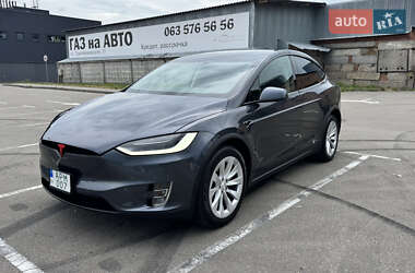 Внедорожник / Кроссовер Tesla Model X 2016 в 