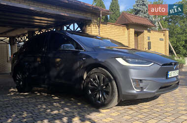 Внедорожник / Кроссовер Tesla Model X 2016 в 