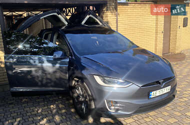 Внедорожник / Кроссовер Tesla Model X 2016 в 