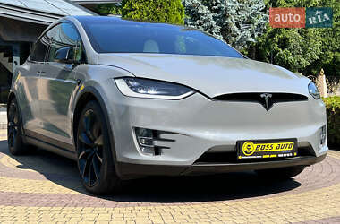 Позашляховик / Кросовер Tesla Model X 2018 в Львові