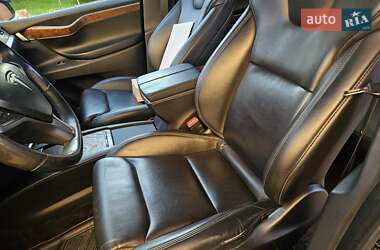 Внедорожник / Кроссовер Tesla Model X 2020 в 