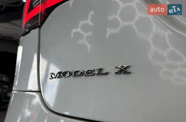 Внедорожник / Кроссовер Tesla Model X 2017 в 