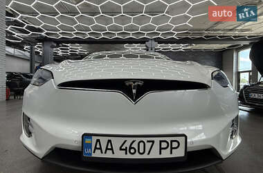 Внедорожник / Кроссовер Tesla Model X 2017 в 