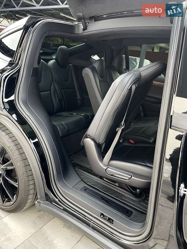 Внедорожник / Кроссовер Tesla Model X 2020 в Киеве