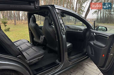 Внедорожник / Кроссовер Tesla Model X 2017 в 