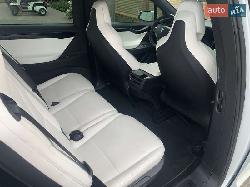 Внедорожник / Кроссовер Tesla Model X 2018 в Киеве фото 17 Внедорожник / Кроссовер Tesla Model X 2018 в Киеве