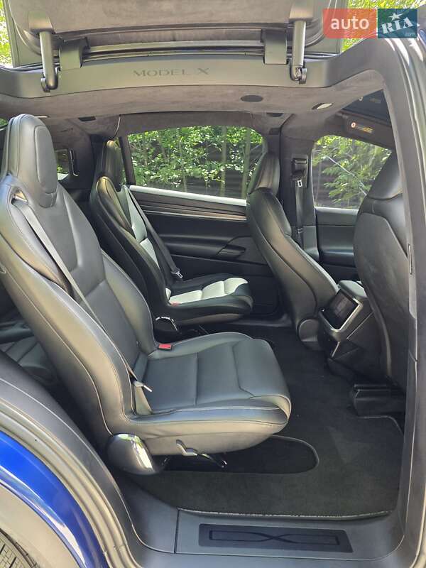 Позашляховик / Кросовер Tesla Model X 2022 в Львові