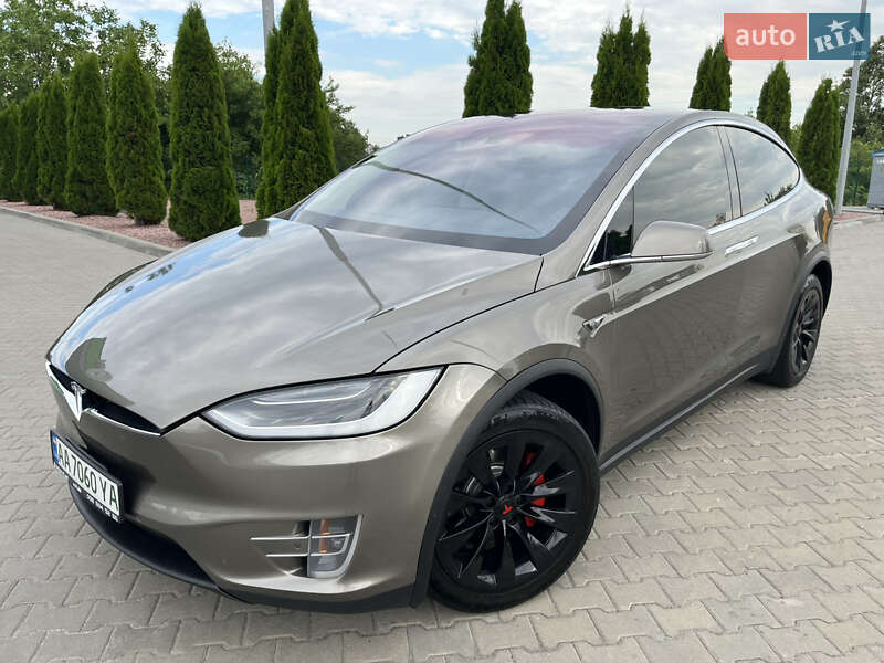 Внедорожник / Кроссовер Tesla Model X 2016 в Киеве фото 2 Внедорожник / Кроссовер Tesla Model X 2016 в Киеве
