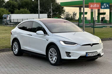Внедорожник / Кроссовер Tesla Model X 2018 в 